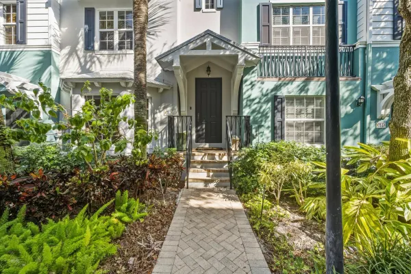 362 E Mallory Circle, Delray Beach, FL 33483