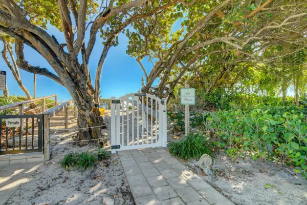5550 N Ocean Boulevard 107, Ocean Ridge, FL 33435