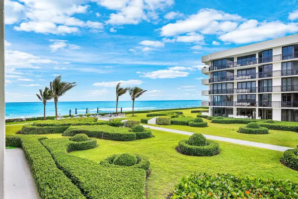 3140 S Ocean Boulevard 202-n, Palm Beach, FL 33480