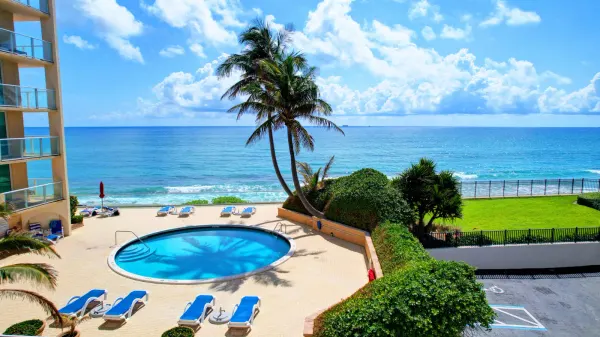 5440 N Ocean Drive 202, Riviera Beach, FL 33404