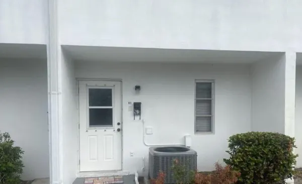 61 East Court, Royal Palm Beach, FL 33411