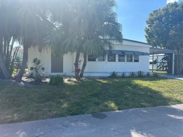 6445 Cypress Lane, Atlantis, FL 33462