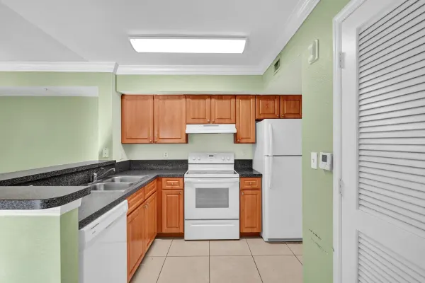 15075 Michelangelo Boulevard 103, Delray Beach, FL 33446