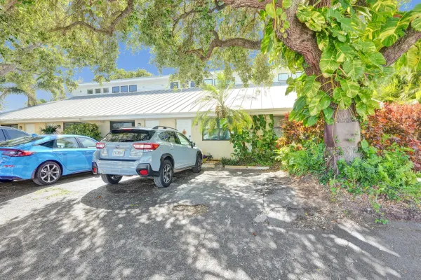 1455 Holly Heights Drive 2, Fort Lauderdale, FL 33304