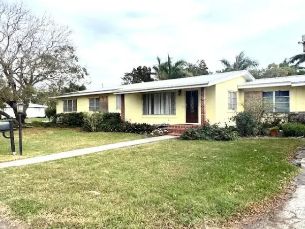 2316 Bacom Point Road, Pahokee, FL, 33476
