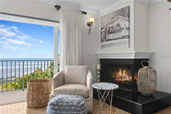 20204 Gulf Boulevard, Unit 4, Indian Shores, FL, 33785