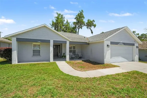 2333 Towering Oaks Circle, Seffner, FL, 33584