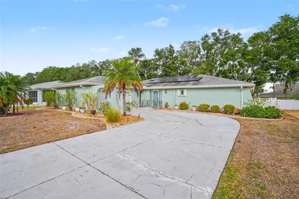 1703 New Bedford Drive, Sun City Center, FL, 33573