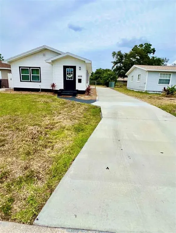 3859 9th Avenue S, St Petersburg, FL, 33711