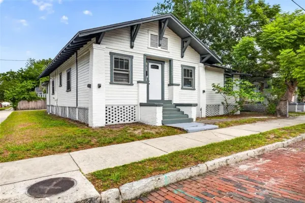 3007 N Central Avenue, Tampa, FL, 33603