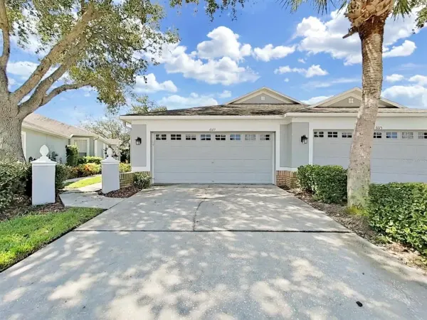 6077 Sandhill Ridge Drive, Lithia, FL, 33547