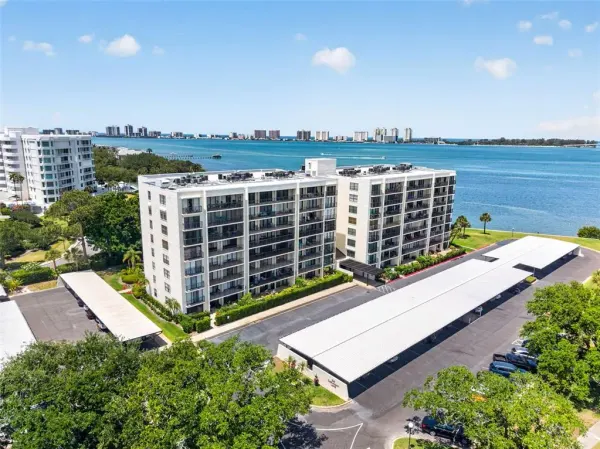 100 Oakmont Lane, Unit 107 & 108, Belleair, FL, 33756