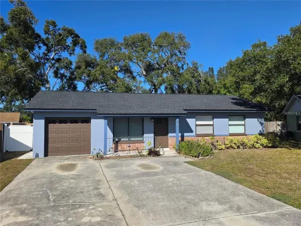 7981 Smoketree Court, Largo, FL, 33773