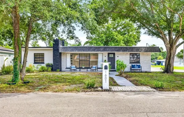 1601 E Paris Street, Tampa, FL, 33610