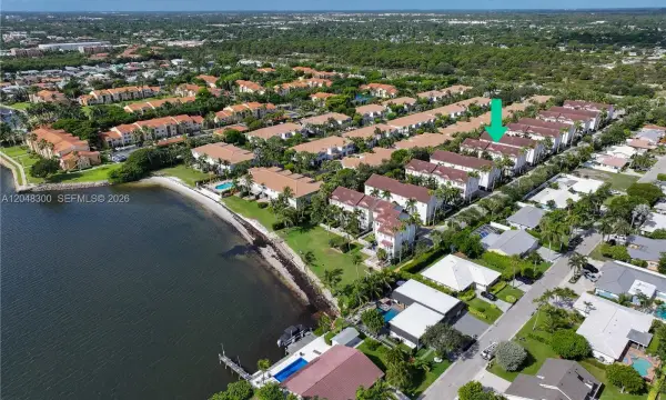 132 Ocean Cay Way, Hypoluxo, FL 33462