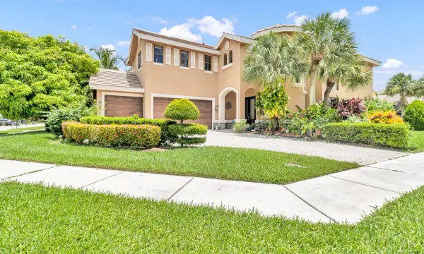3546 Collonade Drive, Wellington, FL 33449
