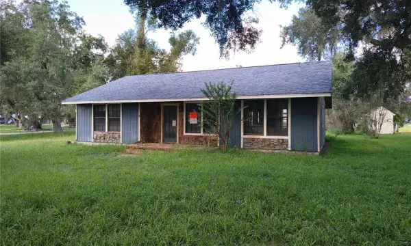5125 Lakewood Drive, Dade City, FL, 33523
