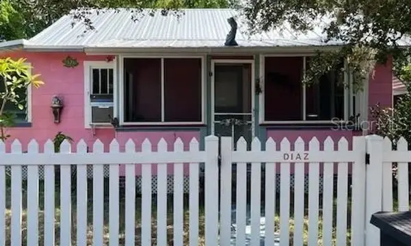 535 Wilkie Street, Dunedin, FL, 34698